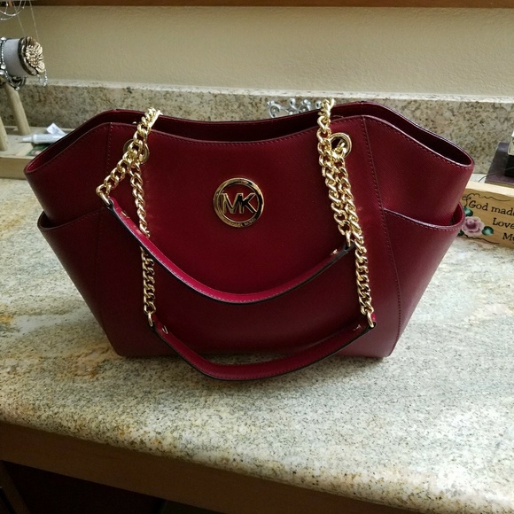 Michael Kors - Picture 3 of 3